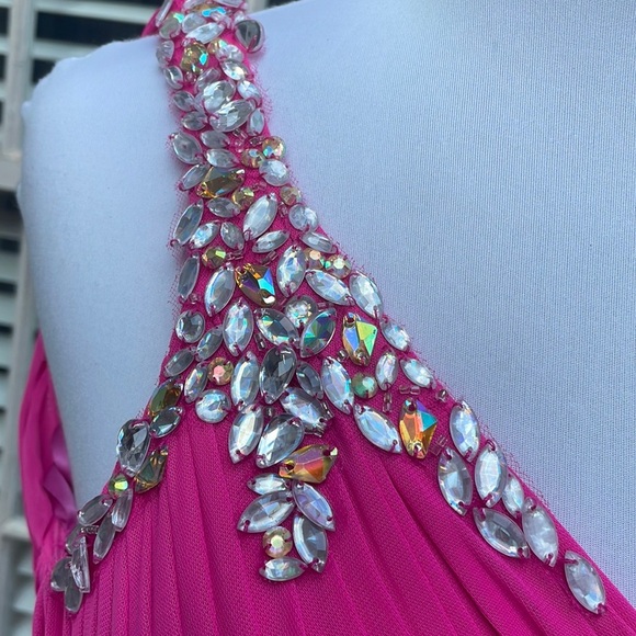 Hailey by Adrianne Papell One Shoulder Pink Dress size 4 - Picture 6 of 16